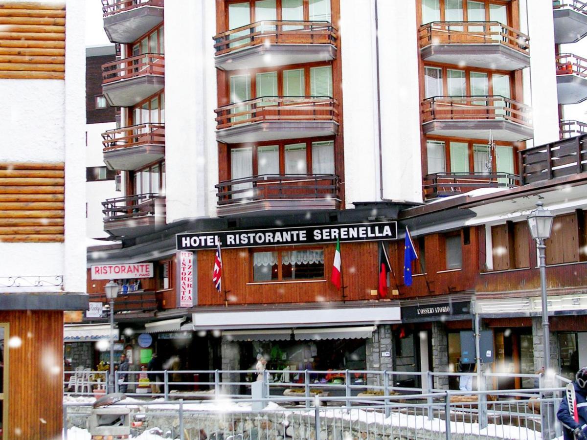 Hotel & Ristorante Serenella Breuil-Cervinia Exterior foto